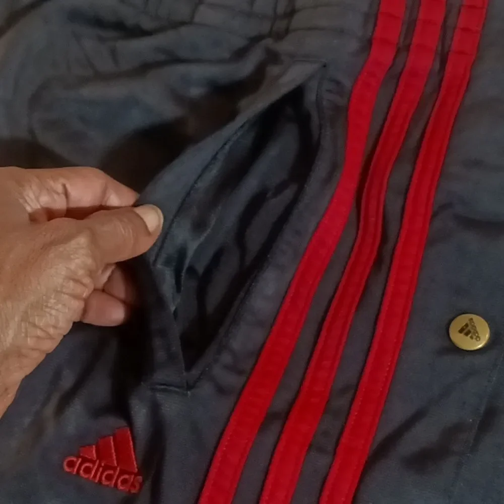 Vintage Adidas Men's Black Red Stripe Tear Away Side Snap Track Pants Sz…